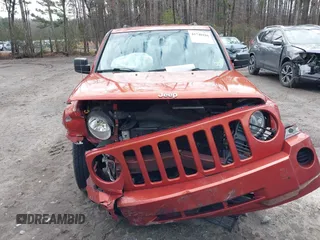 2009 Jeep Patriot Sport with VIN 1J4FT28B69D122011, listed as a IAAI auction lot 41740188 with 111,848 mi miles and . Bid and sale history available at DreamBid. Image 6.