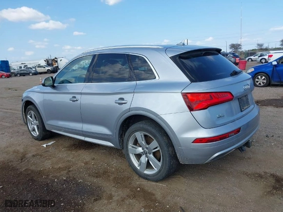 2018 Audi Q5 Premium Plus with VIN WA1BNAFY5J2197891, listed as a IAAI auction lot 40824676 with 130,604 mi miles. Bid and sale history available at carsss.com. Image 15.