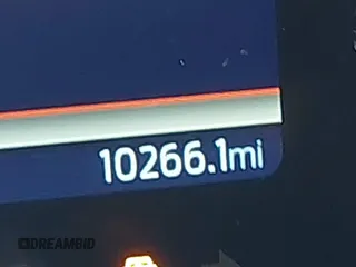 2023 Ford Bronco z VIN 1FMDE5BH2PLA98570, wystawiony jako IAAI lot #42322165 z przebiegiem 10 266 mil mil oraz . Historia ofert i sprzedaży dostępna na DreamBid. Obrazek 15.