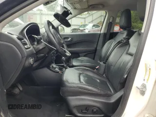 2019 Jeep Compass Limited with VIN 3C4NJDCB6KT656927, listed as a Copart auction lot 61335335 with 81,986 mi miles and Clean title. Bid and sale history available at DreamBid. Image 7.