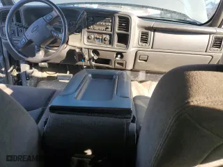 2006 Chevrolet Silverado 1500 LT2 with VIN 1GCEK19B16Z208239, listed as a Copart auction lot 42904305 with 130,263 mi miles and Salvage Title. Bid and sale history available at carsss.com. Image 8.