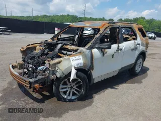 2015 Ford Explorer z VIN 1FM5K8B86FGA28592, wystawiony jako IAAI lot #42498833 z przebiegiem Nie podano mil oraz . Historia ofert i sprzedaży dostępna na DreamBid. Obrazek 2.