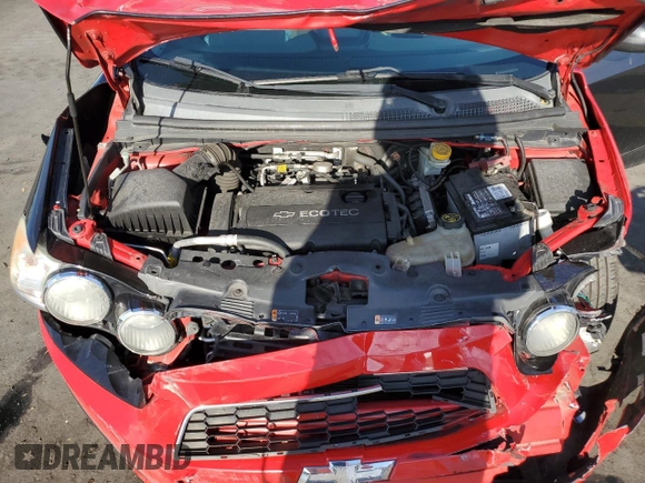 2015 Chevrolet Sonic LT z VIN 1G1JC5SH3F4176465, wystawiony jako Copart lot #50882295 z przebiegiem 76 029 mil mil oraz Szkody całkowita. Historia ofert i sprzedaży dostępna na DreamBid. Obrazek 12.