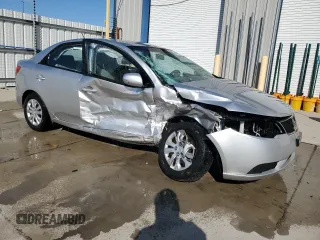 2010 Kia Forte EX z VIN KNAFU4A21A5066595, wystawiony jako Copart lot #53303195 z przebiegiem 190 992 mil mil oraz Nie do naprawy. Historia ofert i sprzedaży dostępna na DreamBid. Obrazek 4.