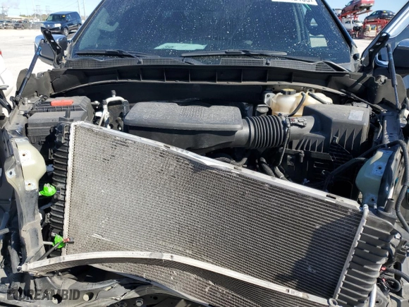 2020 GMC Sierra 1500 Denali with VIN 3GTU9FED7LG296690, listed as a Copart auction lot 88512155 with 121,951 mi miles and Salvage Title. Bid and sale history available at carsss.com. Image 11.