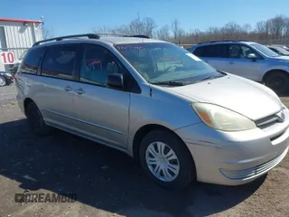 2004 Toyota Sienna CE with VIN 5TDZA23CX4S104066, listed as a IAAI auction lot 42073419 with 278,134 mi miles. Bid and sale history available at carsss.com. Image 1.