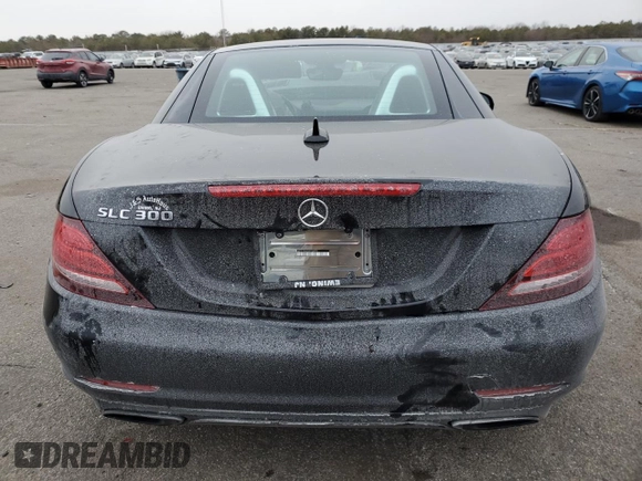 2018 Mercedes-Benz SLC 300 z VIN WDDPK3JA2JF155039, wystawiony jako Copart lot #88947625 z przebiegiem 66 385 mil mil oraz Szkoda całkowita • Salvage title. Historia ofert i sprzedaży dostępna na DreamBid. Obrazek 6.