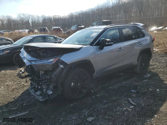 2024 Toyota RAV4 Hybrid XSE with VIN 2T3E6RFV6RW053905, listed as a Copart auction lot 44518145 with 18,452 mi miles and Salvage Title. Bid and sale history available at carsss.com. Image 1.