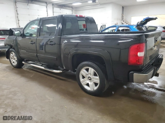 2007 Chevrolet Silverado 1500 LT w/1LT with VIN 2GCEK13M271526763, listed as a Copart auction lot 57831964 with 194,779 mi miles and Clean Title. Bid and sale history available at carsss.com. Image 2.