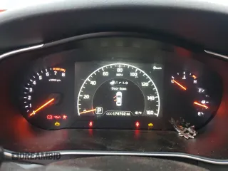 2014 Kia Cadenza Premium with VIN KNALN4D71E5152910, listed as a Copart auction lot 88694025 with 174,702 mi miles and Clean Title. Bid and sale history available at carsss.com. Image 9.