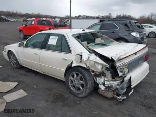 2003 Cadillac Seville Touring STS with VIN 1G6KY54953U262457, listed as a IAAI auction lot 41891898 with 1 mi miles. Bid and sale history available at carsss.com. Image 3.