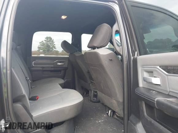 2022 Ram 2500 Big Horn with VIN 3C6UR5DL0NG271157, listed as a IAAI auction lot 41097000 with 94,591 mi miles. Bid and sale history available at carsss.com. Image 8.