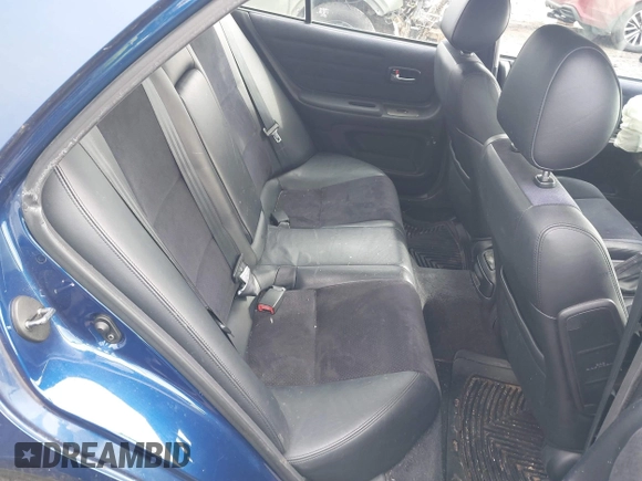 2001 Lexus IS 300/350 z VIN JTHBD182110019987, wystawiony jako IAAI lot #41686901 z przebiegiem 115 672 mil mil oraz . Historia ofert i sprzedaży dostępna na DreamBid. Obrazek 8.