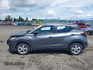 2024 Nissan Kicks S z VIN 3N1CP5BV7RL502652, wystawiony jako IAAI lot #42258123 z przebiegiem 4 244 mil mil oraz . Historia ofert i sprzedaży dostępna na DreamBid. Obrazek 14.