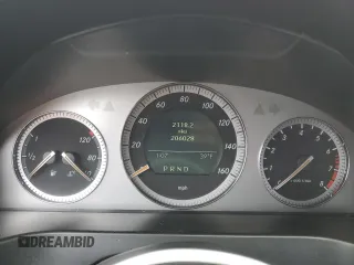 2008 Mercedes-Benz C-Class 3.0L Sport with VIN WDDGF54X98R027079, listed as a Copart auction lot 87821945 with 206,028 mi miles and Clean Title. Bid and sale history available at carsss.com. Image 9.