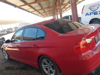 2008 BMW 3 Series 328i z VIN WBAVA33578KX85268, wystawiony jako IAAI lot #42583963 z przebiegiem 186 519 mil mil oraz . Historia ofert i sprzedaży dostępna na DreamBid. Obrazek 15.