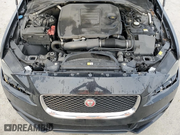 2019 Jaguar XE 25t with VIN SAJAR4FX5KCP48395, listed as a Copart auction lot 44546005 with 71,611 mi miles and Clean Title. Bid and sale history available at carsss.com. Image 11.