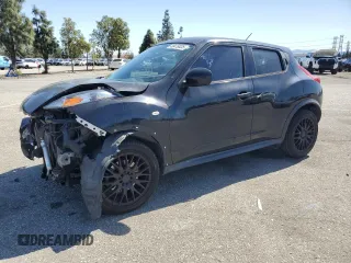 2014 Nissan Juke S with VIN JN8AF5MR9ET355316, listed as a Copart auction lot 49476035 with 143,806 mi miles and Salvage Title. Bid and sale history available at DreamBid. Image 1.