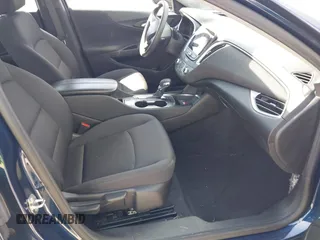 2022 Chevrolet Malibu LT z VIN 1G1ZD5ST4NF111809, wystawiony jako IAAI lot #42350804 z przebiegiem 55 965 mil mil oraz . Historia ofert i sprzedaży dostępna na DreamBid. Obrazek 5.