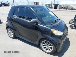 2014 Smart fortwo Pure с VIN WMEEJ3BA1EK752202, выставлен на аукционе IAAI как лот 42672207 с пробегом 65 736 миль миль и . История ставок и продаж доступна на DreamBid. Изображение 1.