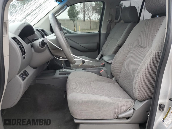 2007 Nissan Frontier SE с VIN 1N6AD07U07C412149, выставлен на аукционе Copart как лот 50151935 с пробегом 111 461 миль миль и Списание • Salvage title. История ставок и продаж доступна на DreamBid. Изображение 7.