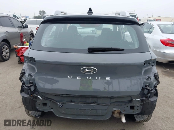 2022 Hyundai Venue SEL with VIN KMHRC8A34NU138304, listed as a IAAI auction lot 42462856 with 17,369 mi miles and . Bid and sale history available at DreamBid. Image 17.