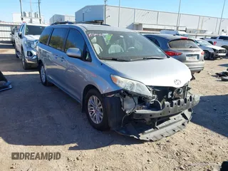 2014 Toyota Sienna XLE with VIN 5TDYK3DC7ES447903, listed as a IAAI auction lot 41835665 with 224,492 mi miles. Bid and sale history available at carsss.com. Image 1.