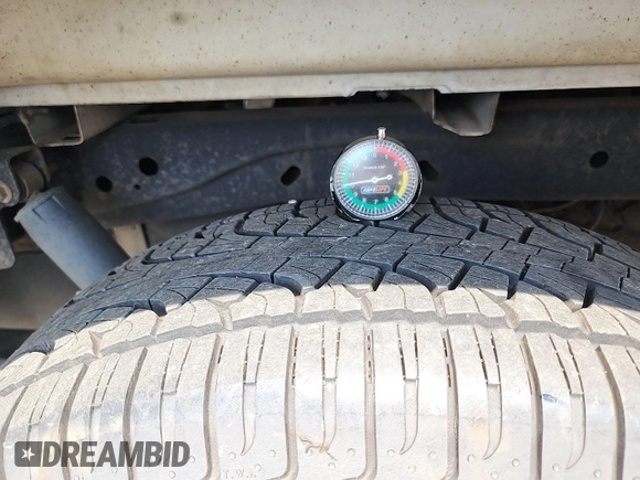 2013 Ford F-150 XL с VIN 1FTEX1EM1DFB03837, выставлен на аукционе IAAI как лот 42654794 с пробегом 182 687 миль миль и . История ставок и продаж доступна на DreamBid. Изображение 15.