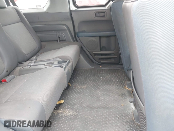 2006 Honda Element EX-P with VIN 5J6YH18756L014223, listed as a IAAI auction lot 42029555 with 252,799 mi miles. Bid and sale history available at carsss.com. Image 8.