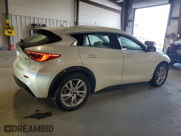 2018 Infiniti QX30 ESSENTIAL with VIN SJKCH5CP6JA040989, listed as a Copart auction lot 78616433 with 79,229 mi miles. Bid and sale history available at carsss.com. Image 3.
