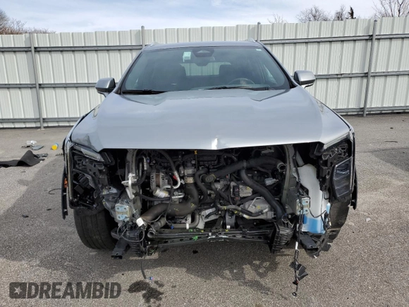 2024 Cadillac XT4 AWD Premium Luxury with VIN 1GYFZDR42RF147048, listed as a Copart auction lot 49622465 with 18,367 mi miles and Salvage title. Bid and sale history available at DreamBid. Image 5.