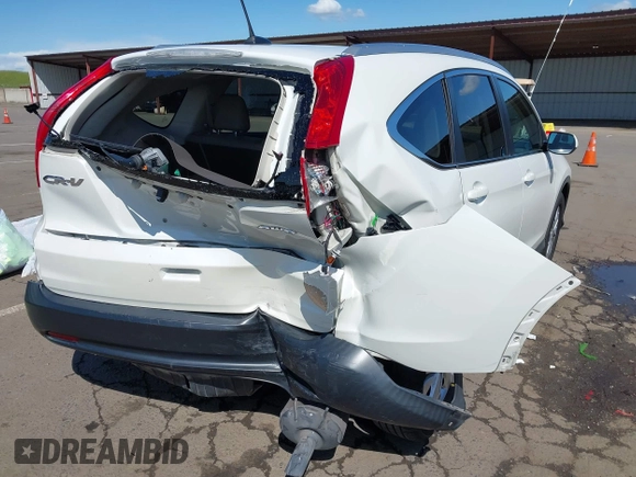 2013 Honda CR-V EX-L with VIN 5J6RM4H78DL085219, listed as a IAAI auction lot 41963804 with 130,391 mi miles. Bid and sale history available at carsss.com. Image 6.