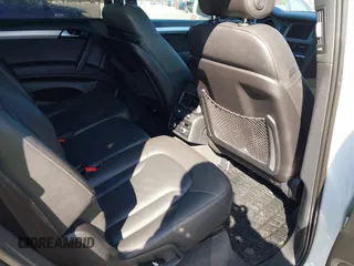 2015 Audi Q7 3.0T S line Prestige with VIN WA1DGAFE5FD020651, listed as a IAAI auction lot 41863003 with 167,938 mi miles. Bid and sale history available at carsss.com. Image 8.