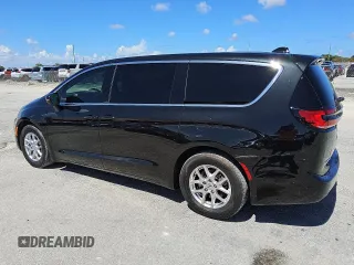 2023 Chrysler Pacifica Touring L with VIN 2C4RC1BGXPR505400, listed as a Copart auction lot 61940455 with 78,545 mi miles and Clean title. Bid and sale history available at DreamBid. Image 2.