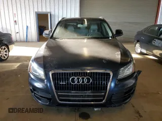 2010 Audi Q5 Premium Plus z VIN WA1LKAFP5AA019098, wystawiony jako Copart lot #49642785 z przebiegiem 151 596 mil mil oraz Szkoda całkowita • Salvage title. Historia ofert i sprzedaży dostępna na DreamBid. Obrazek 5.