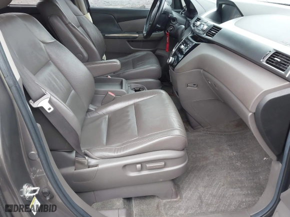 2011 Honda Odyssey EX-L with VIN 5FNRL5H6XBB100535, listed as a IAAI auction lot 41544196 with 261,000 mi miles. Bid and sale history available at carsss.com. Image 5.