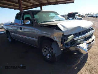 2002 Chevrolet Silverado 1500 LT with VIN 2GCEC19T321429592, listed as a IAAI auction lot 41862149 with 105,254 mi miles and . Bid and sale history available at DreamBid. Image 1.
