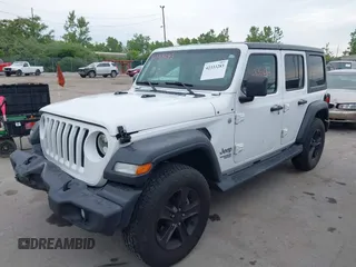 2018 Jeep Wrangler Unlimited Sport S z VIN 1C4HJXDG6JW222637, wystawiony jako IAAI lot #42333283 z przebiegiem 80 595 mil mil oraz . Historia ofert i sprzedaży dostępna na DreamBid. Obrazek 2.