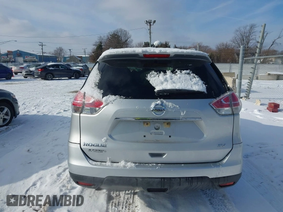 2015 Nissan Rogue SL with VIN 5N1AT2MT7FC758058, listed as a IAAI auction lot 41303736 with 43,649 mi miles. Bid and sale history available at carsss.com. Image 17.