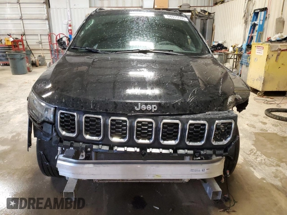 2024 Jeep Compass Latitude Lux с VIN 3C4NJDFN9RT133806, выставлен на аукционе Copart как лот 54915595 с пробегом 11 991 миль миль и Списание • Salvage title. История ставок и продаж доступна на DreamBid. Изображение 5.