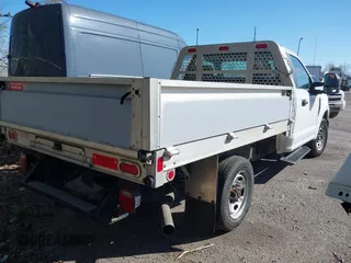 2017 Ford Super Duty F-250 SRW XL with VIN 1FDBF2A64HEC99847, listed as a IAAI auction lot 41982748 with 88,368 mi miles. Bid and sale history available at carsss.com. Image 4.