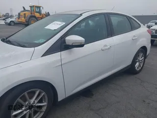 2016 Ford Focus SE с VIN 1FADP3F24GL255000, выставлен на аукционе IAAI как лот 42479193 с пробегом 159 274 миль миль и . История ставок и продаж доступна на DreamBid. Изображение 6.