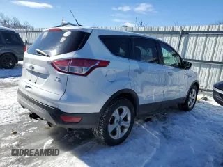 2016 Ford Escape SE with VIN 1FMCU9GX7GUA16767, listed as a Copart auction lot 46472495 with 158,038 mi miles and Non Repairable. Bid and sale history available at carsss.com. Image 3.
