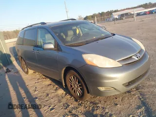 2007 Toyota Sienna XLE with VIN 5TDZK22C47S048516, listed as a IAAI auction lot 41367115 with 236,058 mi miles. Bid and sale history available at carsss.com. Image 1.
