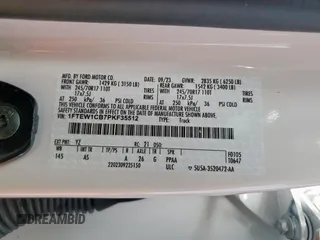 2023 Ford F-150 XL с VIN 1FTEW1CB7PKF35512, выставлен на аукционе Copart как лот 63042965 с пробегом 72 721 миль миль и Списание • Salvage title. История ставок и продаж доступна на DreamBid. Изображение 12.