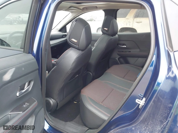 2025 Nissan Kicks SR with VIN 3N8AP6DC8SL313721, listed as a IAAI auction lot 41266322 with 5,357 mi miles. Bid and sale history available at carsss.com. Image 8.