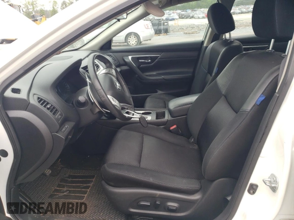 2016 Nissan Altima SR z VIN 1N4AL3AP1GN314106, wystawiony jako Copart lot #52213484 z przebiegiem 112 158 mil mil oraz Szkoda całkowita • Salvage title. Historia ofert i sprzedaży dostępna na DreamBid. Obrazek 7.