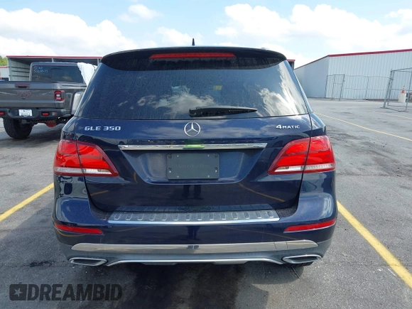 2018 Mercedes-Benz GLE 350 z VIN 4JGDA5HB4JB060589, wystawiony jako IAAI lot #42198278 z przebiegiem 58 527 mil mil oraz . Historia ofert i sprzedaży dostępna na DreamBid. Obrazek 16.