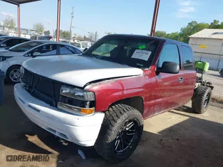 2002 Chevrolet Silverado 1500 LS with VIN 2GCEC19V721427846, listed as a IAAI auction lot 41870706 with 1 mi miles. Bid and sale history available at carsss.com. Image 2.