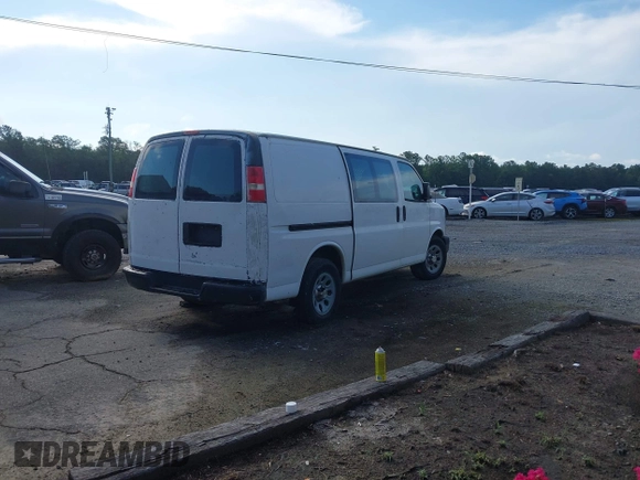 2012 Chevrolet Express Cargo with VIN 1GCSGAFX8C1178767, listed as a IAAI auction lot 42538712 with Not provided miles and . Bid and sale history available at DreamBid. Image 4.